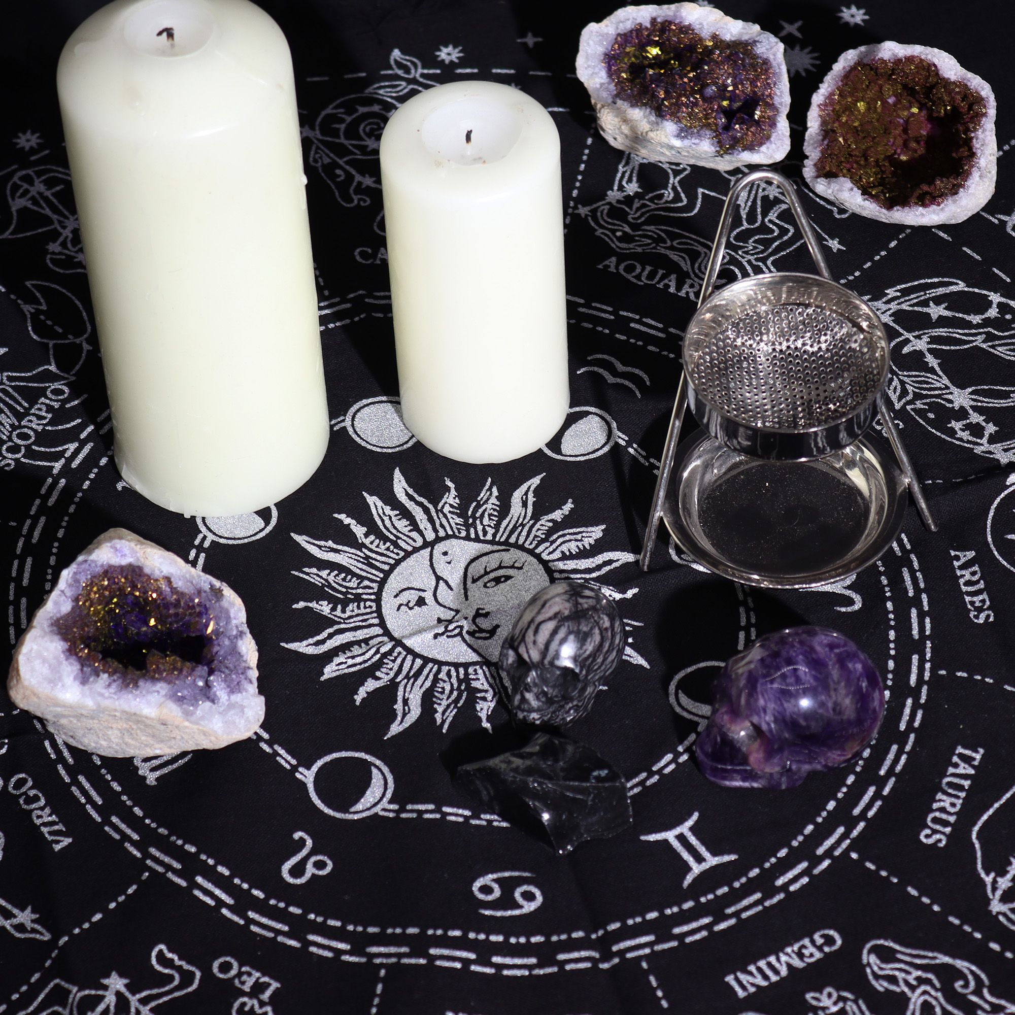 Mantel de altar esotérico con flecos - Horóscopo - Imagen 3